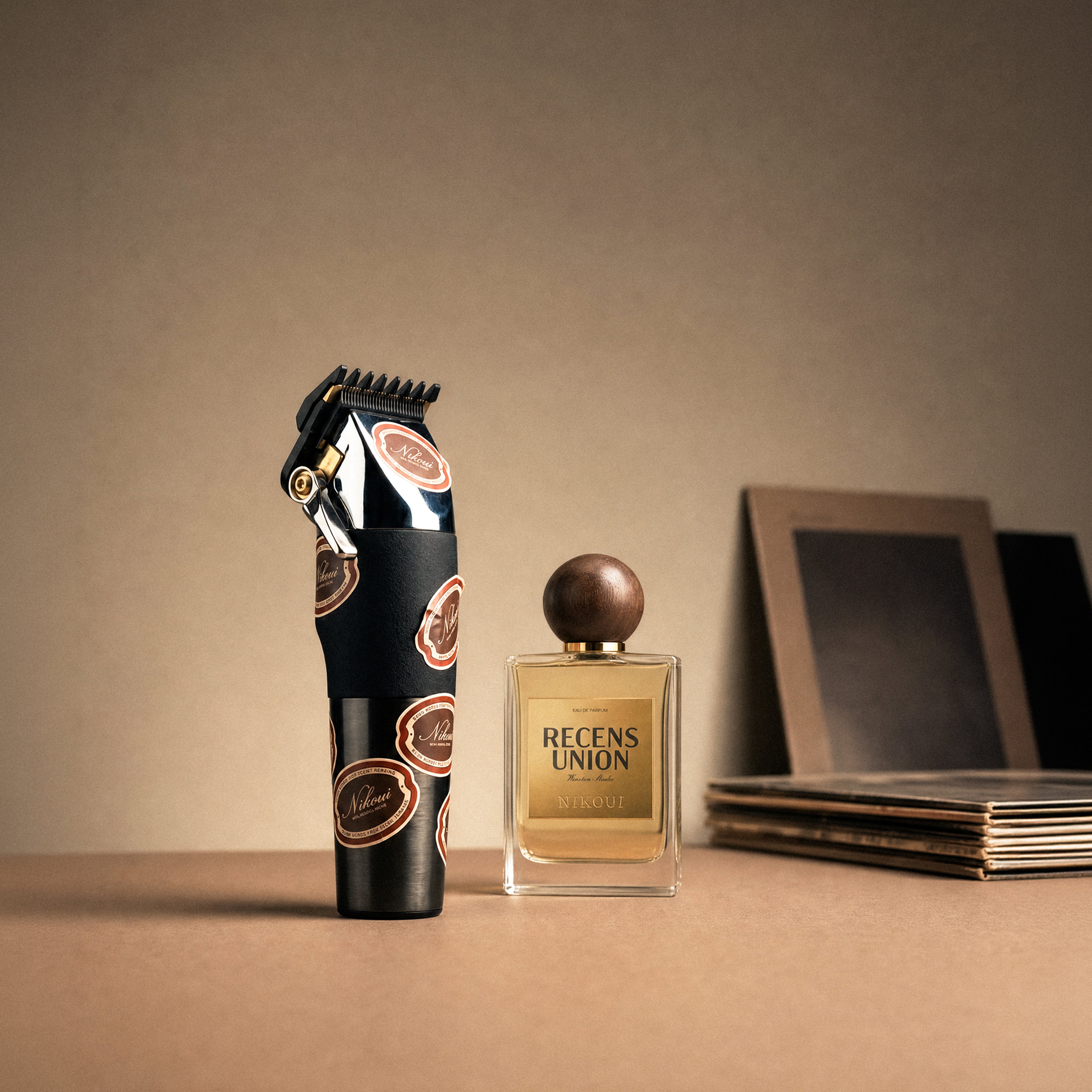 Clipper_and_Bottle.jpg